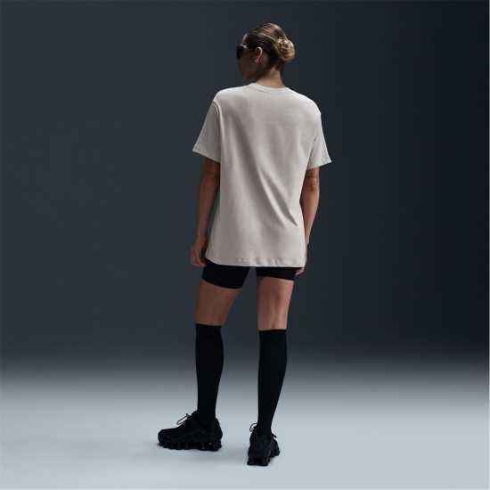 Дамски тениски и фланелки Nike Nsw Tee Ld99 Nike Nsw Tee Ld99 Дамски тениски и фланелки