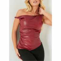 Дамски тениски и фланелки Missy Empire Leather Twisted One Shoulder Top Missy Empire Leather Twisted One Shoulder Top Дамски тениски и фланелки