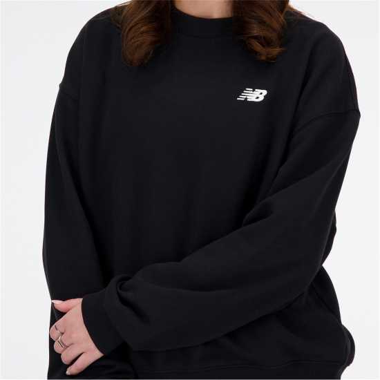 Дамски пуловери New Balance Balance French Terry Crewneck Top Black New Balance Balance French Terry Crewneck Top Black Дамски пуловери