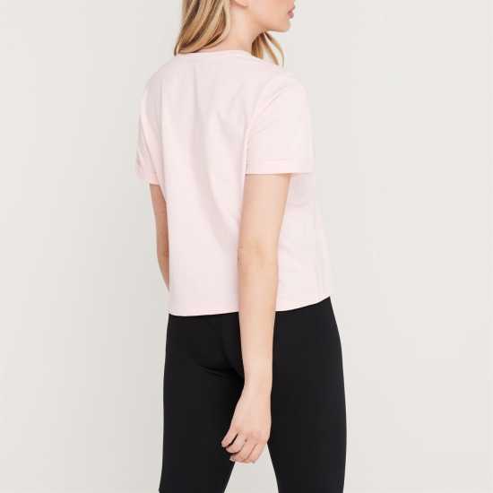 Дамски тениски и фланелки Тениска 11 Degrees Core Cropped T Shirt Лак Розово Тениска 11 Degrees Core Cropped T Shirt Лак Розово Дамски тениски и фланелки