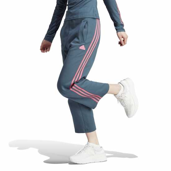 Дамски долнища на анцуг Adidas Future Icons 3-Stripes Tracksuit Bottoms Womens Adidas Future Icons 3-Stripes Tracksuit Bottoms Womens Дамски долнища на анцуг
