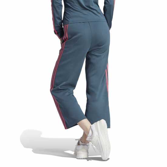 Дамски долнища на анцуг Adidas Future Icons 3-Stripes Tracksuit Bottoms Womens Adidas Future Icons 3-Stripes Tracksuit Bottoms Womens Дамски долнища на анцуг