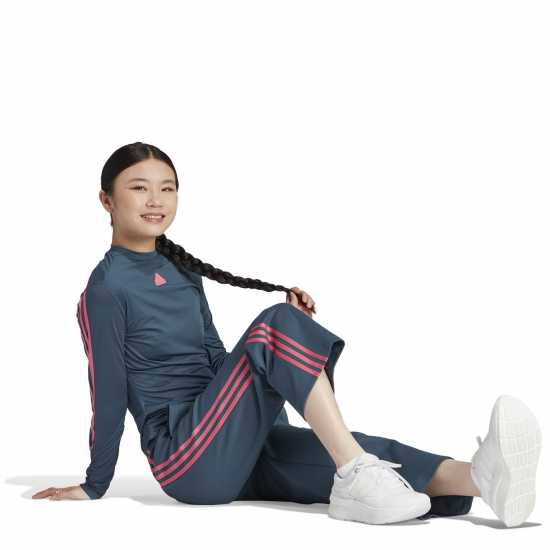 Дамски долнища на анцуг Adidas Future Icons 3-Stripes Tracksuit Bottoms Womens Adidas Future Icons 3-Stripes Tracksuit Bottoms Womens Дамски долнища на анцуг
