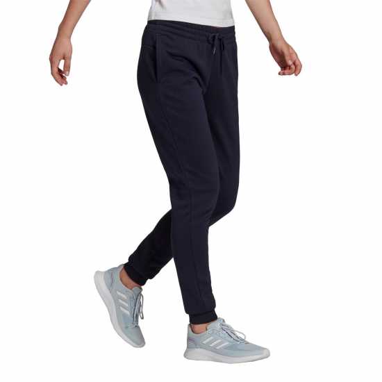 Дамски долнища на анцуг Adidas Linear Slim Fit Cotton Joggers Womens Легендарна чернина Adidas Linear Slim Fit Cotton Joggers Womens Легендарна чернина Дамски долнища на анцуг