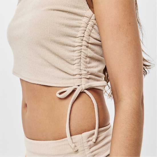 Дамски тениски и фланелки Missy Empire Off The Shoulder Ruched Crop Top Бежово Missy Empire Off The Shoulder Ruched Crop Top Бежово Дамски тениски и фланелки