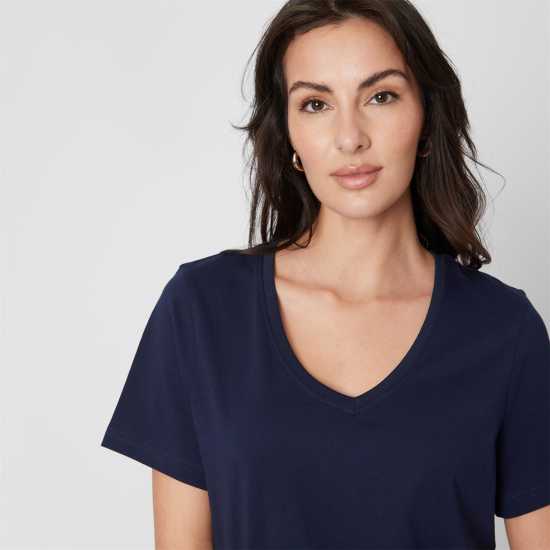 V-Neck T-Shirt V-Neck T-Shirt