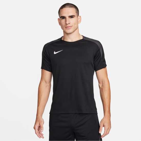 Мъжки тениски и фланелки Nike Strike Short-Sleeve Football Top Adults Черно/Бяло Nike Strike Short-Sleeve Football Top Adults Черно/Бяло Мъжки тениски и фланелки