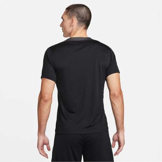 Мъжки тениски и фланелки Nike Strike Short-Sleeve Football Top Adults Черно/Бяло Nike Strike Short-Sleeve Football Top Adults Черно/Бяло Мъжки тениски и фланелки