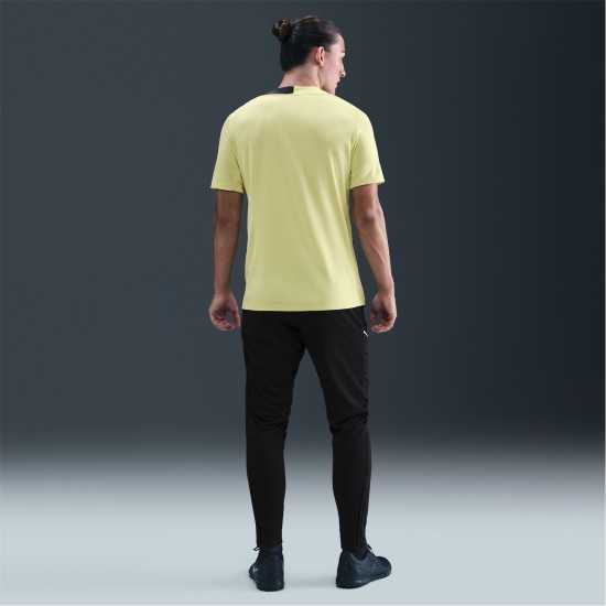 Nike Strike Short-Sleeve Football Top Adults Светлина Nike Strike Short-Sleeve Football Top Adults