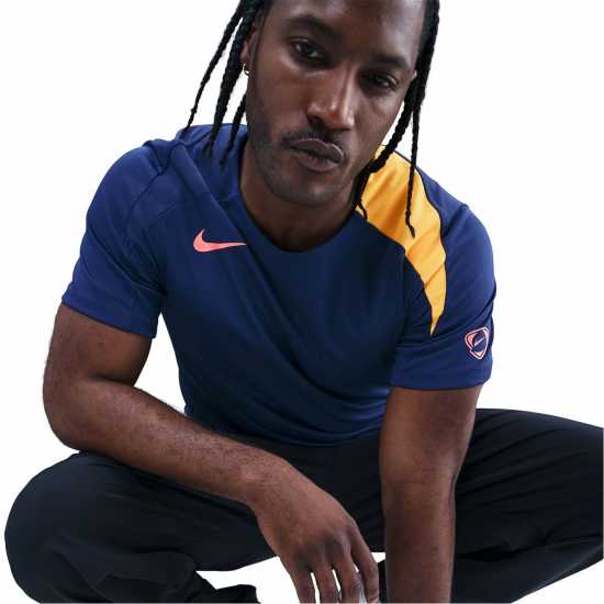 Мъжки тениски и фланелки Nike Strike Short-Sleeve Football Top Adults Blue/Orange Nike Strike Short-Sleeve Football Top Adults Blue/Orange Мъжки тениски и фланелки
