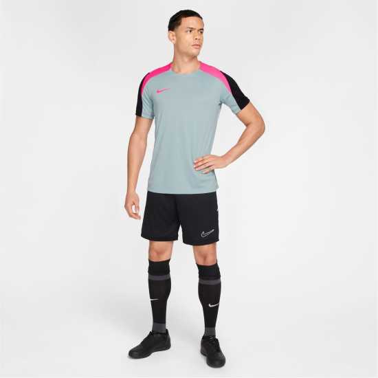 Мъжки тениски и фланелки Nike Strike Short-Sleeve Football Top Adults Сиво/Розово Nike Strike Short-Sleeve Football Top Adults Сиво/Розово Мъжки тениски и фланелки
