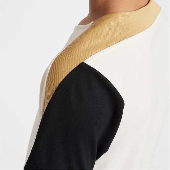 Nike Strike Short-Sleeve Football Top Juniors Слонова кост/Черно Детски тениски и фланелки