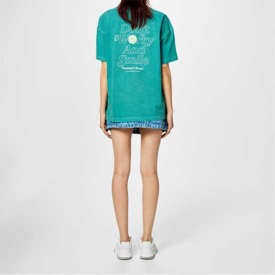 Tommy Jeans Oversized Graphic T-Shirt  Дамски тениски с яка