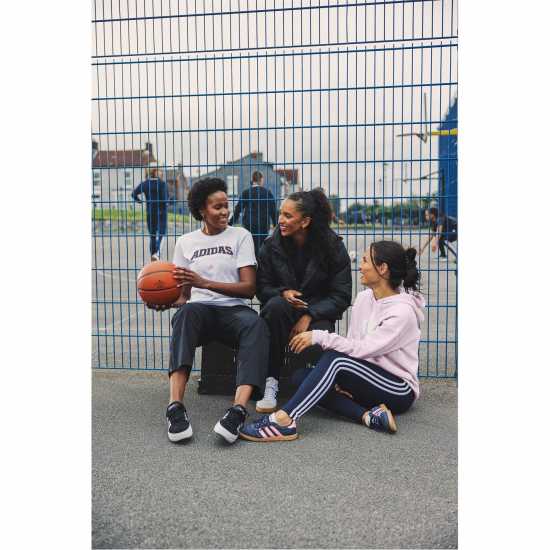 Дамски тениски и фланелки Adidas Collegiate Graphic T-Shirt Womens Бяло/Розово Adidas Collegiate Graphic T-Shirt Womens Бяло/Розово Дамски тениски и фланелки