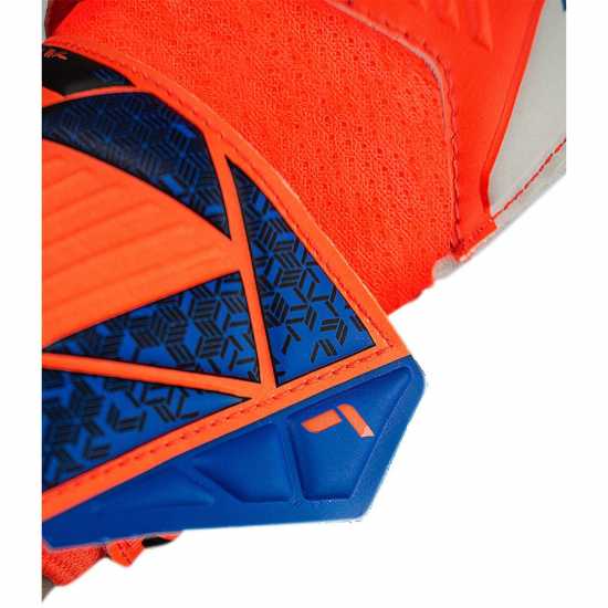 Reusch Attrakt Solid Ch99  Вратарски ръкавици и облекло