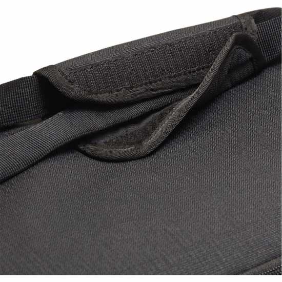 Nike Brasilia Medium Holdall Черно Сакове