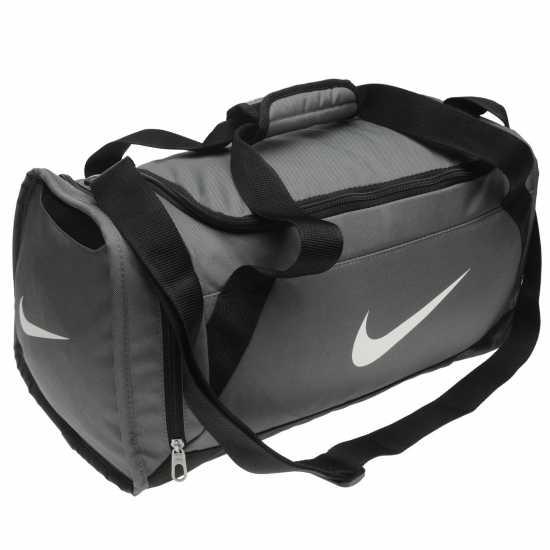 Сакове Nike Brasilia S Training Duffel Bag (Small 41L) Сиво Nike Brasilia S Training Duffel Bag (Small 41L) Сиво Сакове