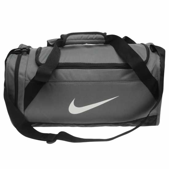 Сакове Nike Brasilia S Training Duffel Bag (Small 41L) Сиво Nike Brasilia S Training Duffel Bag (Small 41L) Сиво Сакове