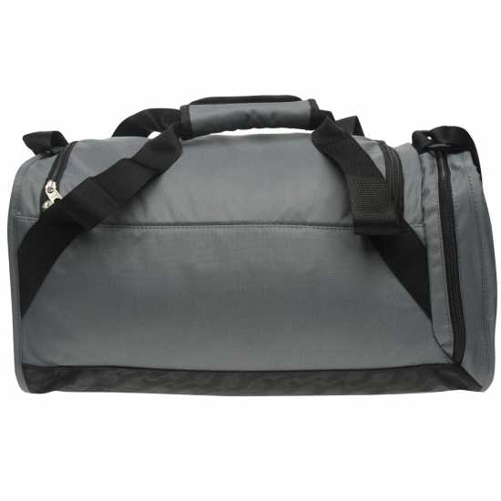 Сакове Nike Brasilia S Training Duffel Bag (Small 41L) Сиво Nike Brasilia S Training Duffel Bag (Small 41L) Сиво Сакове