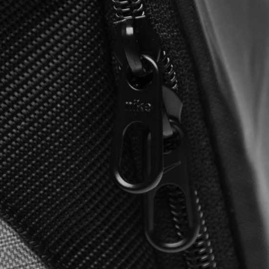 Сакове Nike Brasilia S Training Duffel Bag (Small 41L) Сиво Nike Brasilia S Training Duffel Bag (Small 41L) Сиво Сакове