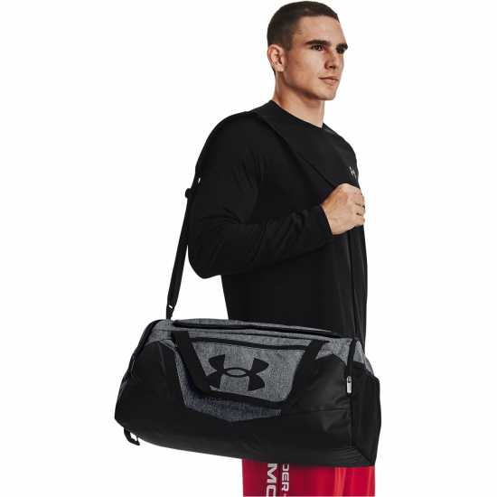 Дамски чанти Under Armour Сак Undeniable 5.0 Small Duffle Bag Сива Хизър Under Armour Сак Undeniable 5.0 Small Duffle Bag Сива Хизър Дамски чанти