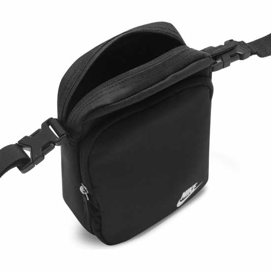 Дамски чанти Nike Heritage Crossbody Bag Черно Nike Heritage Crossbody Bag Черно Дамски чанти