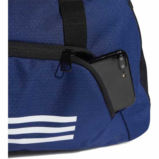 Дамски чанти Adidas Essentials 3-Stripes Duffel Bag Small Морско синьо/Бяло Adidas Essentials 3-Stripes Duffel Bag Small Морско синьо/Бяло Дамски чанти
