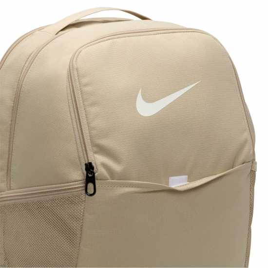 Ученически раници Nike Brasilia Backpack Dsrt Khaki/Blk Nike Brasilia Backpack Dsrt Khaki/Blk Ученически раници