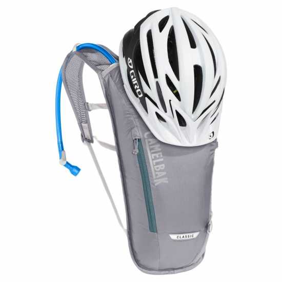 Camelbak Classic Light Hydration Pack 4L With 2L Reservoir Сиво Спортни хранителни добавки