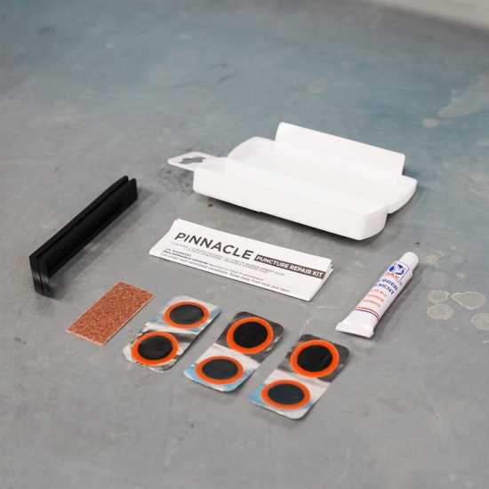 Pinnacle Комплект За Ремонт На Гуми Puncture Repair Kit (Includes 2 Tyre Levers) Pinnacle Комплект За Ремонт На Гуми Puncture Repair Kit (Includes 2 Tyre Levers)