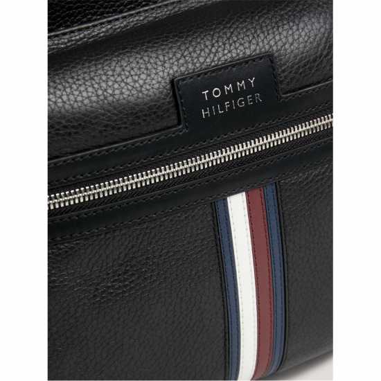 Tommy Hilfiger Premium Leather Backpack  Почистване и импрегниране