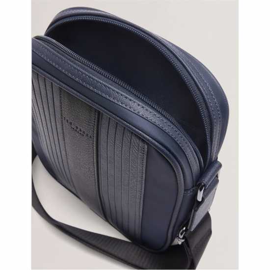 Ted Baker Чанта През Рамо С Цип Ted Pu Striped Flight Bag  