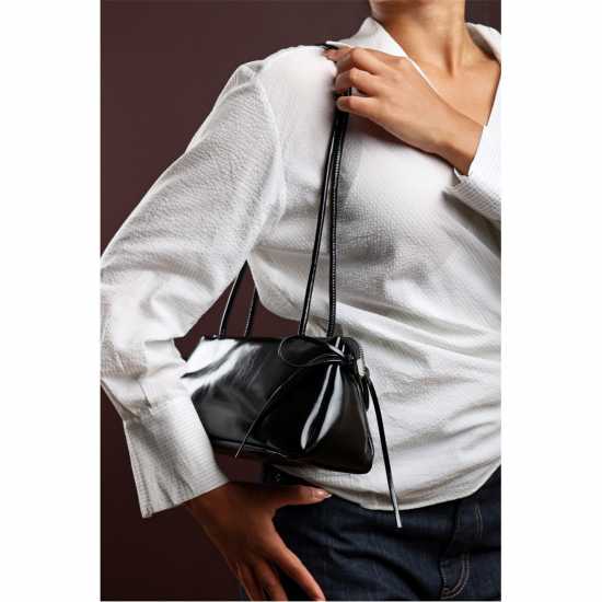 Чанта За Рамо Wheres That From Glossy Black Patent Handheld Shoulder Bag Черно 
