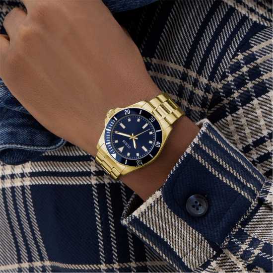 Guess Men's Cliff Analogue Quartz Watch Синьо/Металик Guess Men's Cliff Analogue Quartz Watch Синьо/Металик