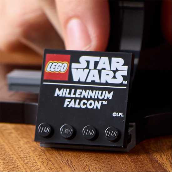 Lego Star Wars 75375 Millennium Falcon Lego Star Wars 75375 Millennium Falcon