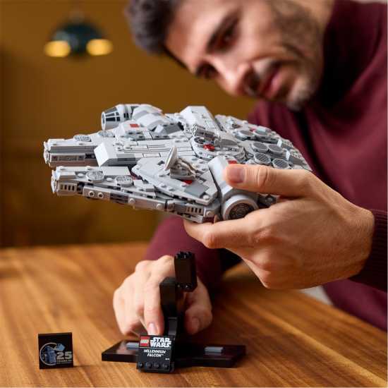 Lego Star Wars 75375 Millennium Falcon Lego Star Wars 75375 Millennium Falcon