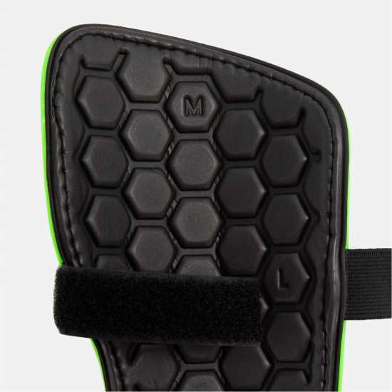 Sondico Протектори За Пищял Flair Slip Shin Guards Green/Black Футболни аксесоари