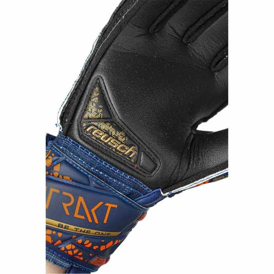 Reusch Вратарски Ръкавици Kids' Atrakt Silver Goalkeeper Gloves Reusch Вратарски Ръкавици Kids' Atrakt Silver Goalkeeper Gloves