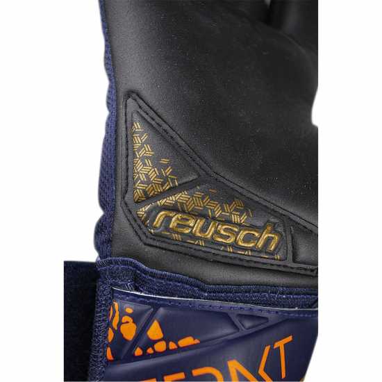 Вратарски ръкавици и облекло Reusch Attrakt Silver 99 Reusch Attrakt Silver 99 Вратарски ръкавици и облекло