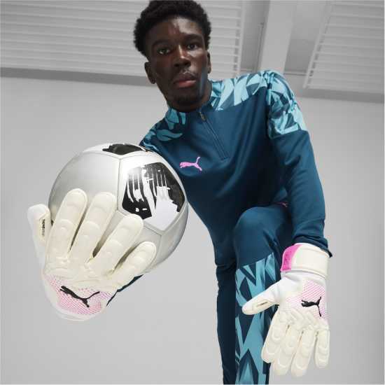 Вратарски ръкавици и облекло Puma Вратарски Ръкавици Future Match Goalkeeper Gloves Adults Бяло/Розово Puma Вратарски Ръкавици Future Match Goalkeeper Gloves Adults Бяло/Розово Вратарски ръкавици и облекло