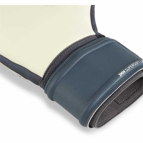 Вратарски ръкавици и облекло Puma Вратарски Ръкавици Future Match Goalkeeper Gloves Adults Сиво/Зелено Puma Вратарски Ръкавици Future Match Goalkeeper Gloves Adults Сиво/Зелено Вратарски ръкавици и облекло