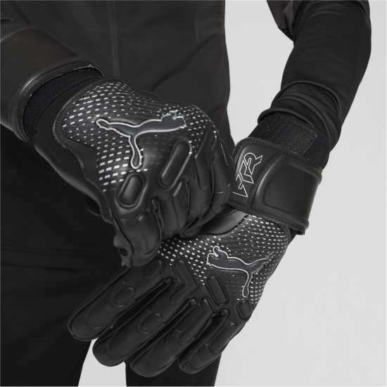Puma Вратарски Ръкавици Future Match Goalkeeper Gloves Adults Черно/сребро Вратарски ръкавици и облекло