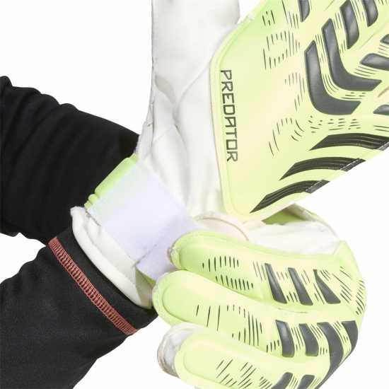 Adidas Вратарски Ръкавици Predator Training Goalkeeper Gloves Adults Lemon/Black Вратарски ръкавици и облекло