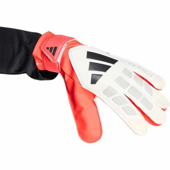 Adidas Вратарски Ръкавици Predator Training Goalkeeper Gloves Adults White/Red Adidas Вратарски Ръкавици Predator Training Goalkeeper Gloves Adults White/Red