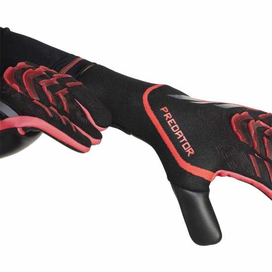 Вратарски ръкавици и облекло Adidas Вратарски Ръкавици Predator Pro Goalkeeper Gloves Adults Черно/Червено Adidas Вратарски Ръкавици Predator Pro Goalkeeper Gloves Adults Черно/Червено Вратарски ръкавици и облекло