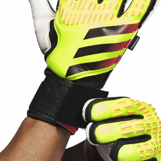 Adidas Мъжки Ръкавици Predator Match Fingersave Gloves Mens Yellow/Black Вратарски ръкавици и облекло