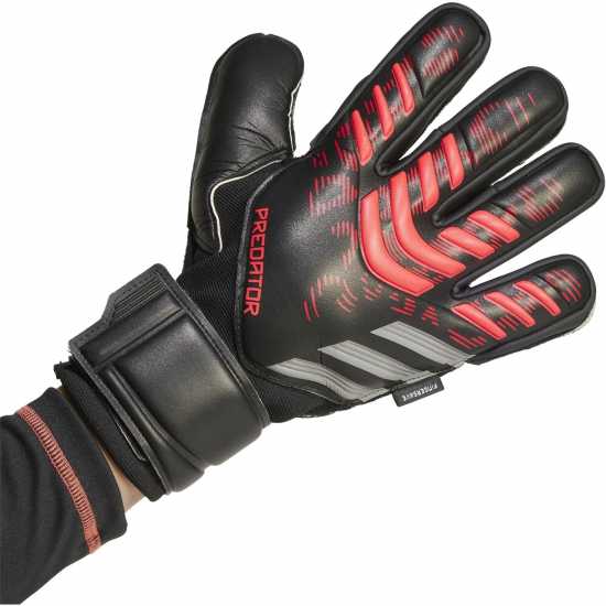 Вратарски ръкавици и облекло Adidas Вратарски Ръкавици Predator Match Fingersave Goalkeeper Gloves Adults Черно/Червено Adidas Вратарски Ръкавици Predator Match Fingersave Goalkeeper Gloves Adults Черно/Червено Вратарски ръкавици и облекло