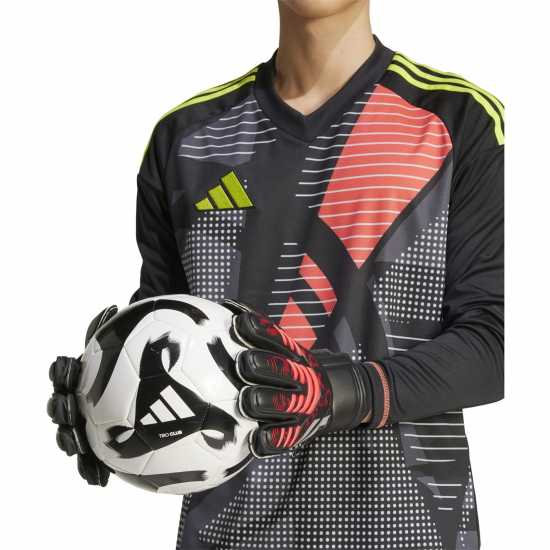 Вратарски ръкавици и облекло Adidas Вратарски Ръкавици Predator Match Fingersave Goalkeeper Gloves Adults Черно/Червено Adidas Вратарски Ръкавици Predator Match Fingersave Goalkeeper Gloves Adults Черно/Червено Вратарски ръкавици и облекло