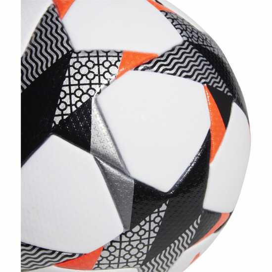 Футболни топки Adidas Starlancer Club Football 2023/2024 Бяло/Черно Adidas Starlancer Club Football 2023/2024 Бяло/Черно Футболни топки