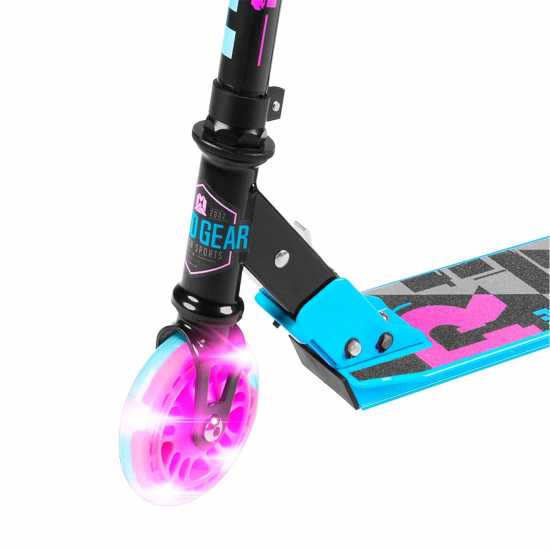 Madd Gear Carve Rize Scooter With Light Up Wheels  Скутери
